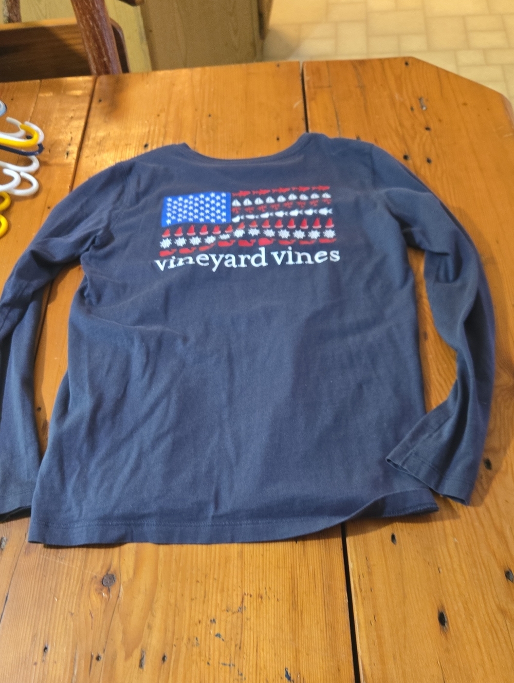Vineyard Vines Navy Long-Sleeve Flag Graphic Tee Sz L